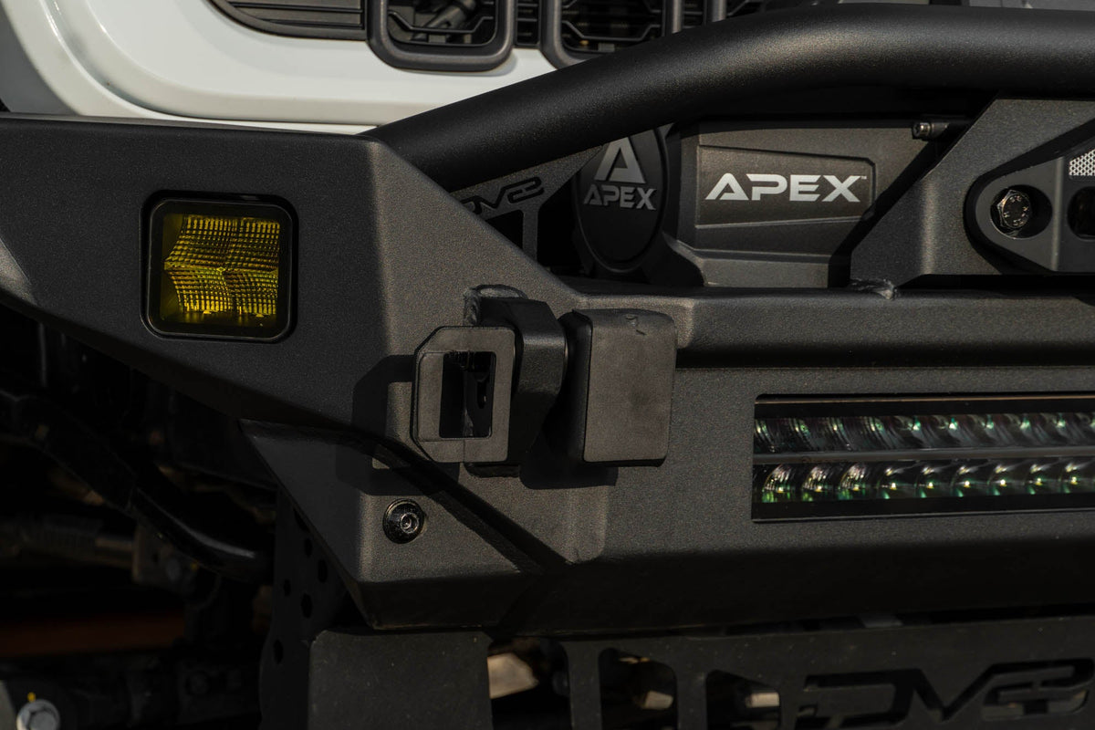 DV8 Offroad - Universal Quick Release D-Ring License Plate Mount - LPUN-01