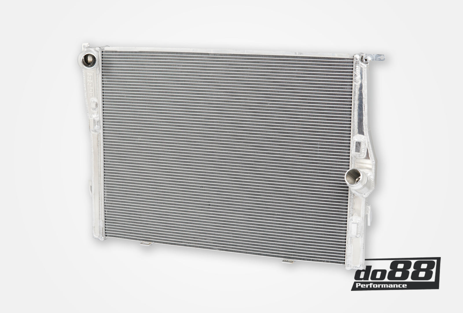 do88 - BMW M3 E90 E92 Radiator Aluminum - WC-190