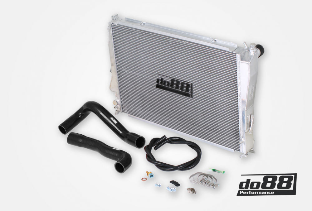 do88 - BMW M3 E46 Radiator Aluminum, Blue hose - WC-310-R