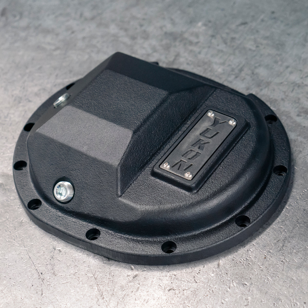 Yukon Gear Hardcore Diff Cover for GM 9.5in & 9.76in Rear - YHCC-GM9.5-12B
