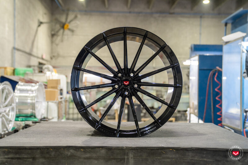 Vossen VPS-2 (SL) - 22X10.5 - 5X112 - ET30 - 66.6 - GB - Gloss Black Wheel - VPS-2-2M001