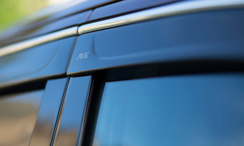 AVS 07-10 Infiniti G35 Ventvisor Low Profile Deflectors 4pc - Smoke w/Chrome Trim - 794004