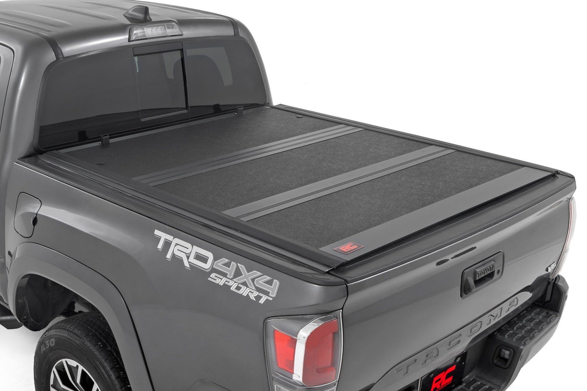 Rough Country - Hard Low Profile Bed Cover - 6&#39;2&quot; Bed - Toyota Tacoma (16-23) - 47420600