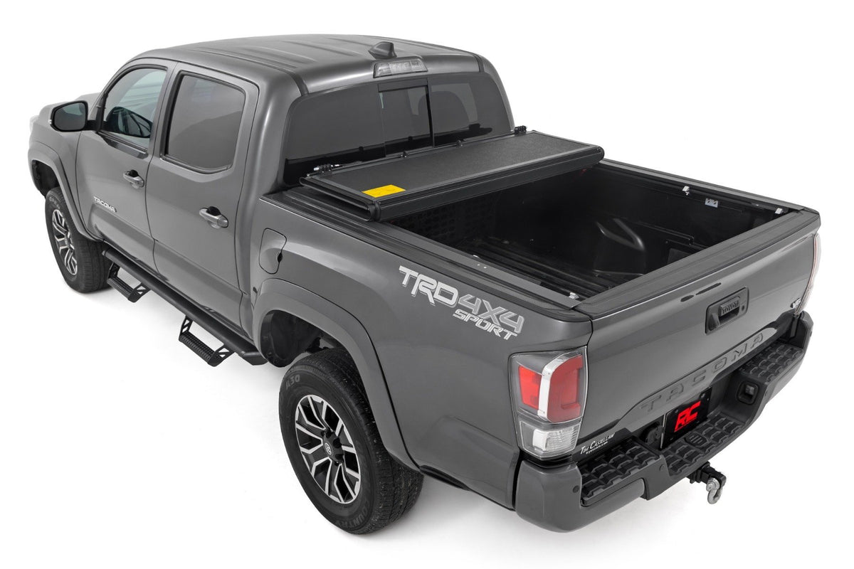 Rough Country - Hard Low Profile Bed Cover - 6&#39;2&quot; Bed - Toyota Tacoma (16-23) - 47420600