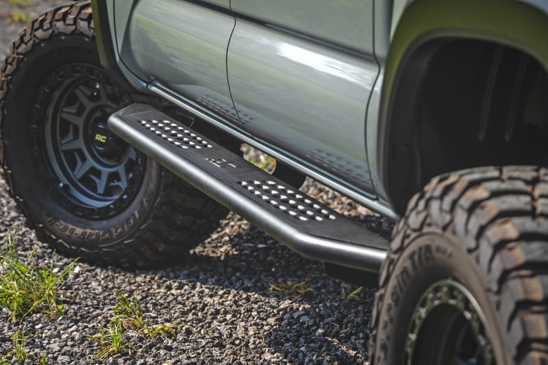 Rough Country - OV2 Running Boards - Side Step Bars - Crew Cab - Toyota Tacoma 2WD/4WD (16-23) - 14012