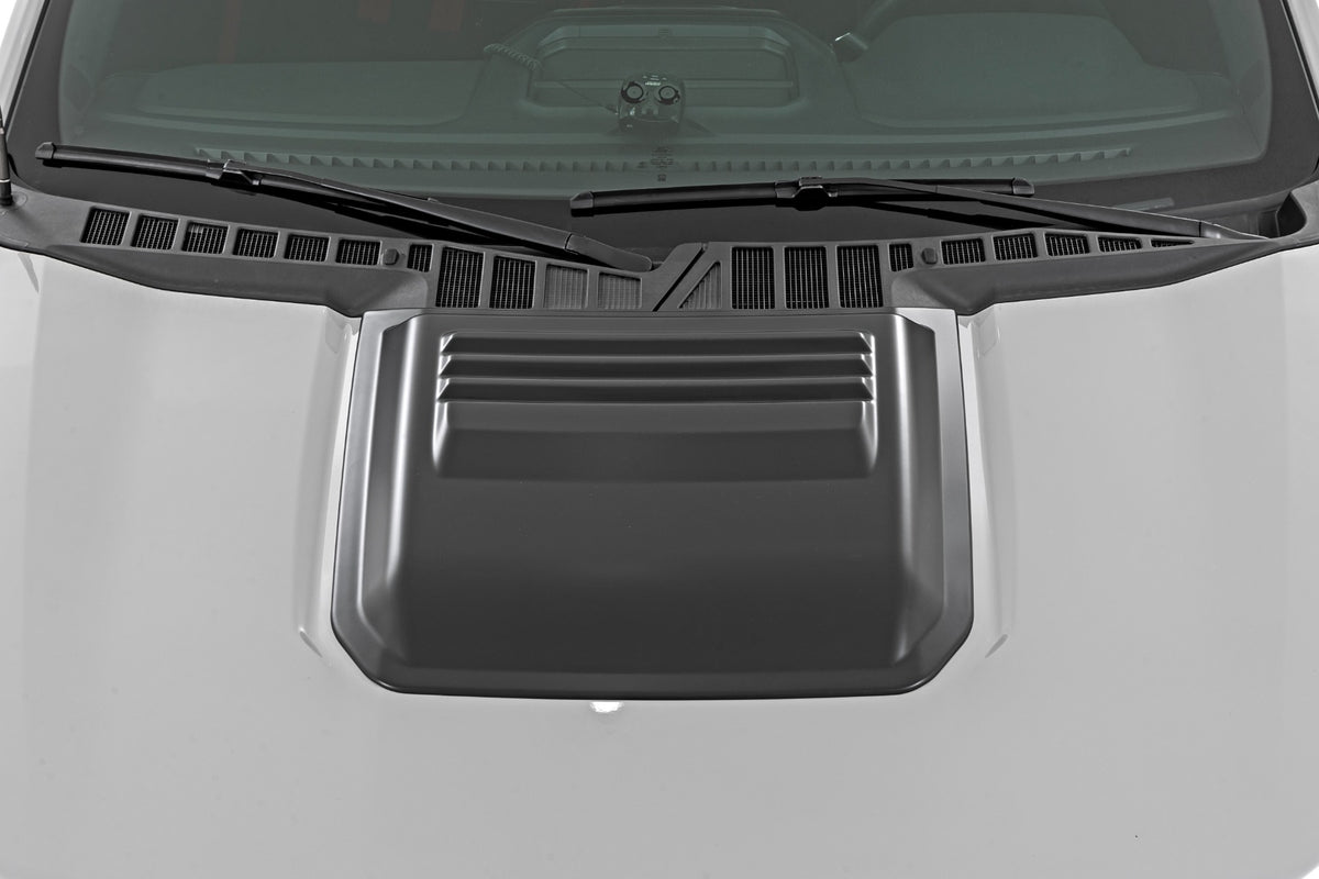 Rough Country - Hood Scoop - Gloss Black - Ford F-150 2WD/4WD (2021-2025) - HS30010-RCGB for 2021-2024 Ford F 150 - angle vie