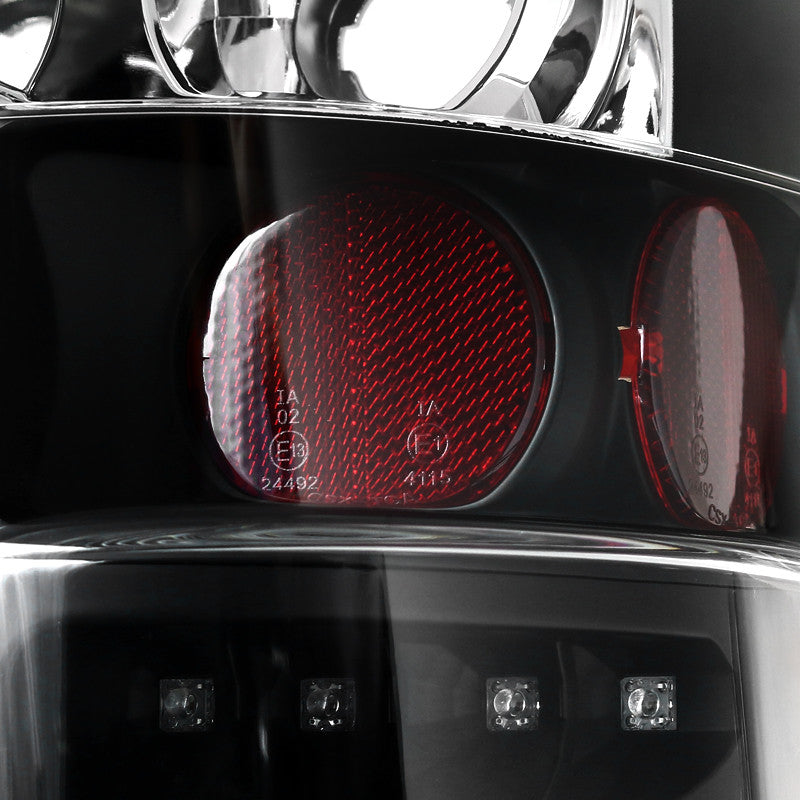 Spec-D Tuning - 2007-2014 Chevrolet Silverado V2 LED Tail Lights (Matte Black Housing/Clear Lens) - LT-SIV07JMLED-V2-TM