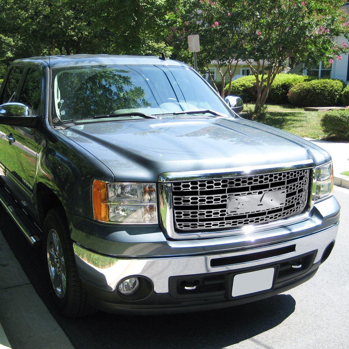 Spec-D Tuning - 2007-2013 GMC Sierra 1500 Chrome ABS Mesh Grille - HG-GMC07CV2
