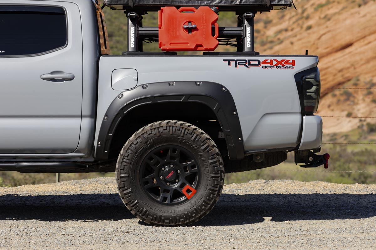 Rough Country - Fender Flares - Defender - 089 Wind Chill - Toyota Tacoma 2WD/4WD (2016-2023) - A-T11621-089 for 2016-2023 To