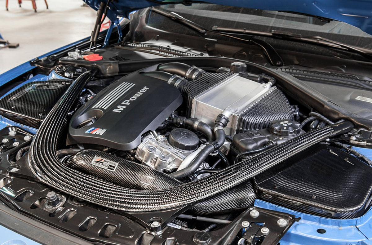 AWE Tuning BMW F8x M3/M4 S-FLO Carbon Intake - 2660-13038