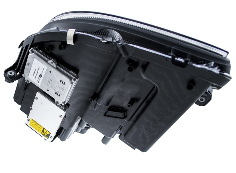 Hella 2005-2010 Mercedes-Benz CLS500 Bi-Xenon Headlight Assembly - 008821361