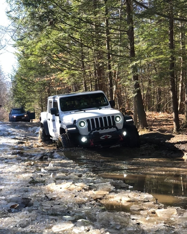 Oracle Jeep JL/Gladiator JT Oculus Bi-LED Projector Headlights - Amber/White Switchback SEE WARRANTY - 5839-023