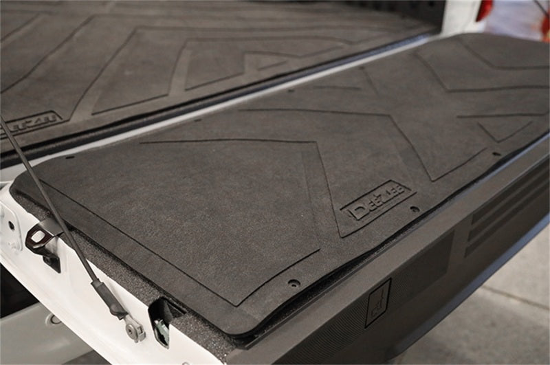 Deezee Universal Tailgate Mat - Full Size/Universal (X Pattern) - DZ76700
