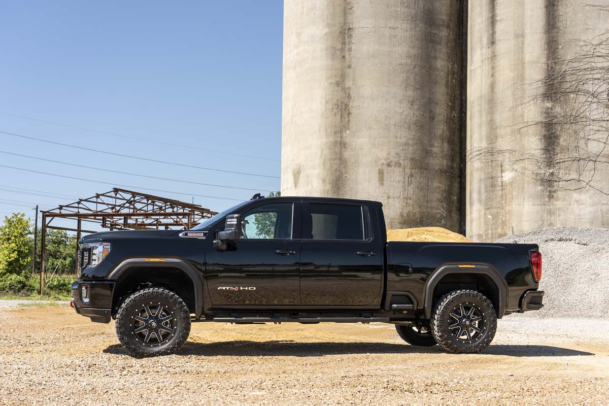 Rough Country - 3 Inch Lift Kit - UCAs - M1 - Chevy/GMC 2500HD/3500HD (20-25) - 95840RED by Rough Country - alternate view