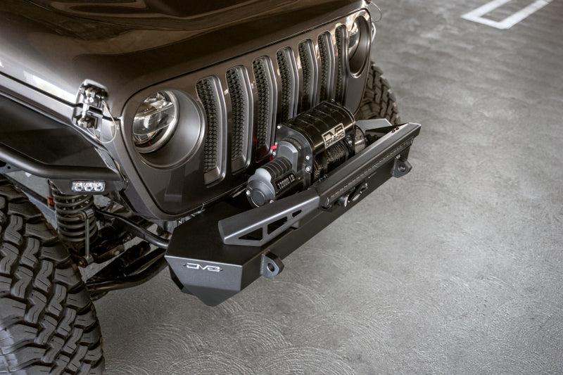 DV8 Offroad 07-23 Jeep Wrangler/Gladiator JT/JK/JL FS-25 Stubby Front Bumper w/Plated Bull Bar - FBJL-06