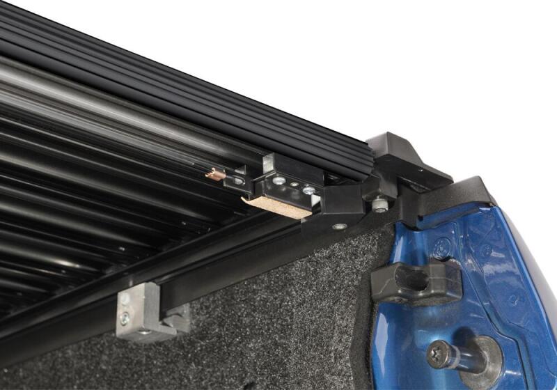 Retrax 21-24 Ford F-150 IX Manual Retractable Tonneau Cover Super Cab - 6.5ft Bed - 30379