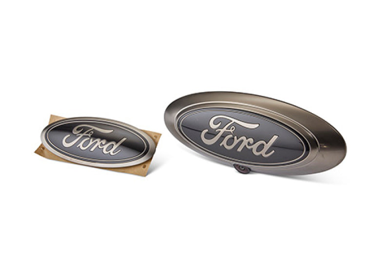Ford Racing 22-24 Maverick XL/XLT/Lariat Smoked Chrome Oval Kit - M-1447-MVBC