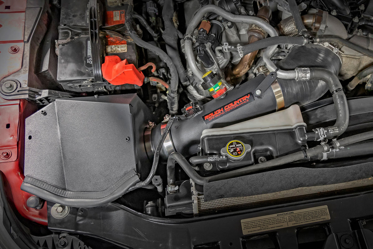 Rough Country - Cold Air Intake Kit - 6.7L - Ford F-250/F-350 Super Duty 4WD (2011-2016) - 10476PF by Rough Country - angle v