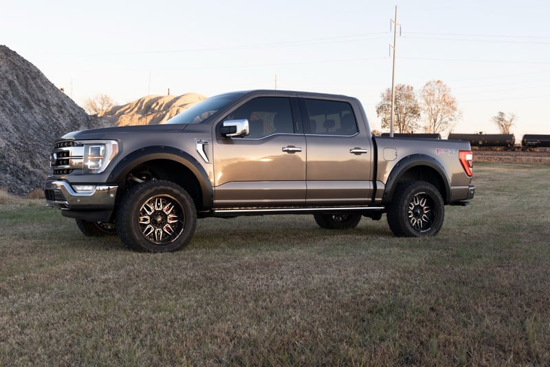 Rough Country - Pocket Fender Flares - YZ Oxford White - Ford F-150 2WD/4WD (2021-2025) - F-F20911B-YZ for 2021-2023 Ford F 1