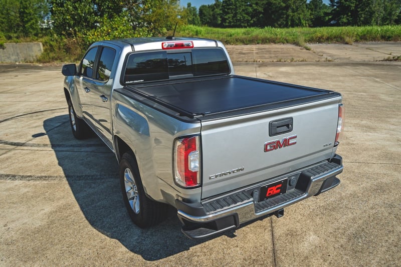 Rough Country - Powered Retractable Bed Cover - 5' Bed - Chevy/GMC Canyon/Colorado (15-26) - 51120500 by Rough Country - pack