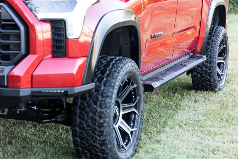 Rough Country - HD2 Aluminum Running Boards - CrewMax - Toyota Tundra 2WD/4WD (2022-2025) - SRB072291A