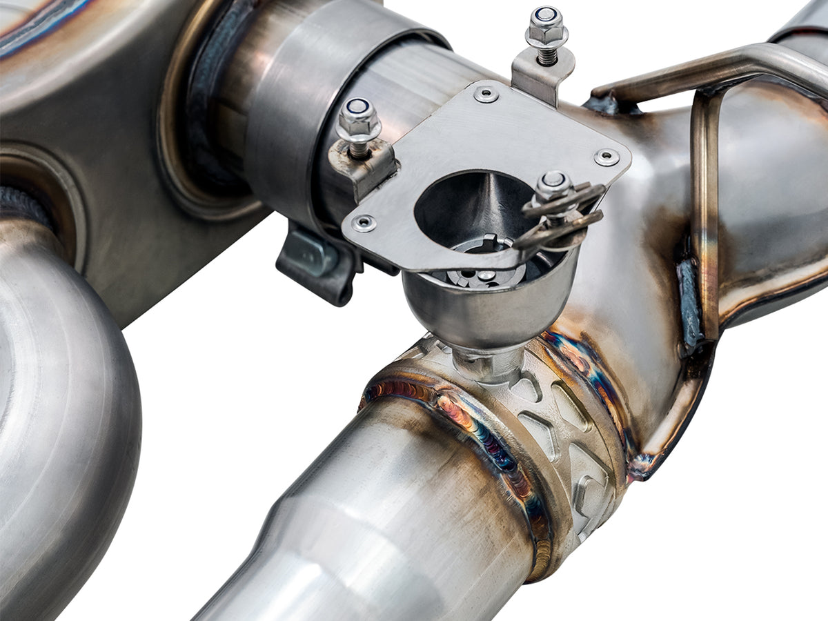 AWE Tuning BMW F8X M3/M4 SwitchPath Catback Exhaust - Chrome Silver Tips - 3025-42070