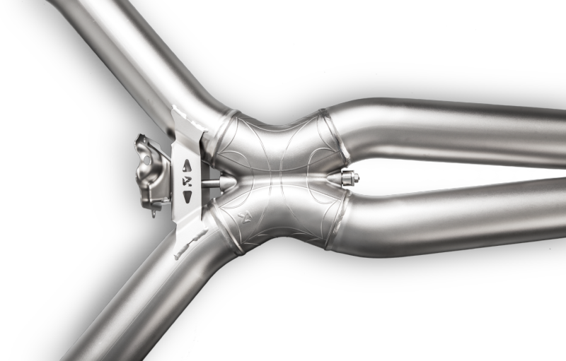 Akrapovic 16-17 AMG C63 Coupe Evolution Line Cat Back (Titanium) w/ Carbon Tips (Req. Link Pipe) - MTP-ME/T/3H