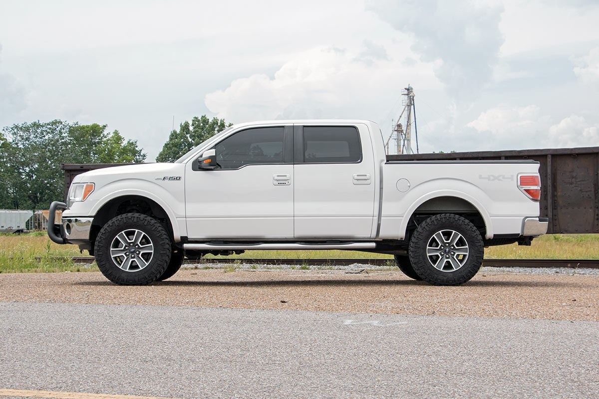 Rough Country - 3 Inch Lift Kit - M1 Struts - Ford F-150 4WD (2009-2013) - 54440 for 2009-2013 Ford F 150 - detail view