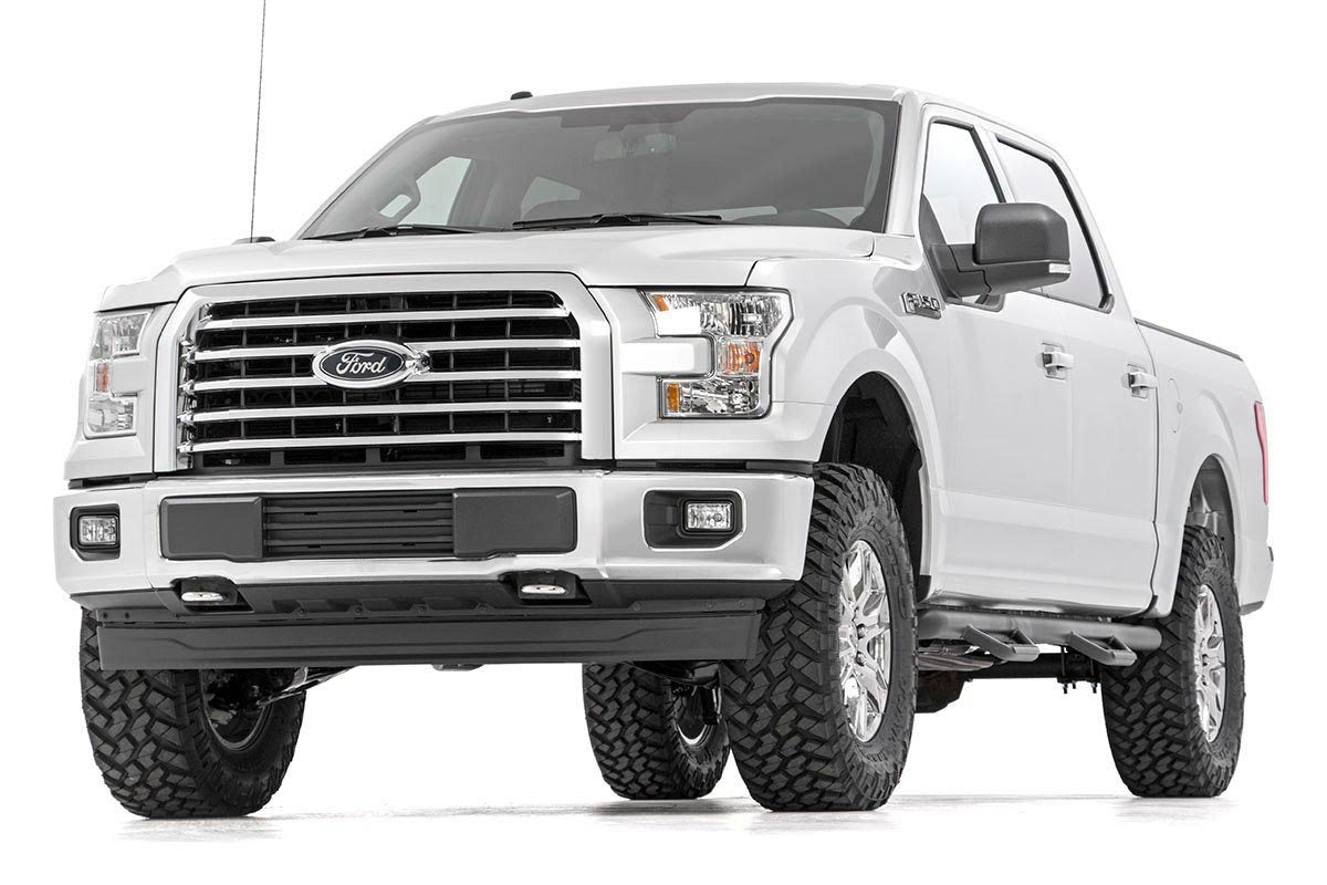 Rough Country - 3 Inch Lift Kit - N3 Struts - Ford F-150 4WD (2014-2020) - 54531RED for 2014-2020 Ford F 150 - angle view