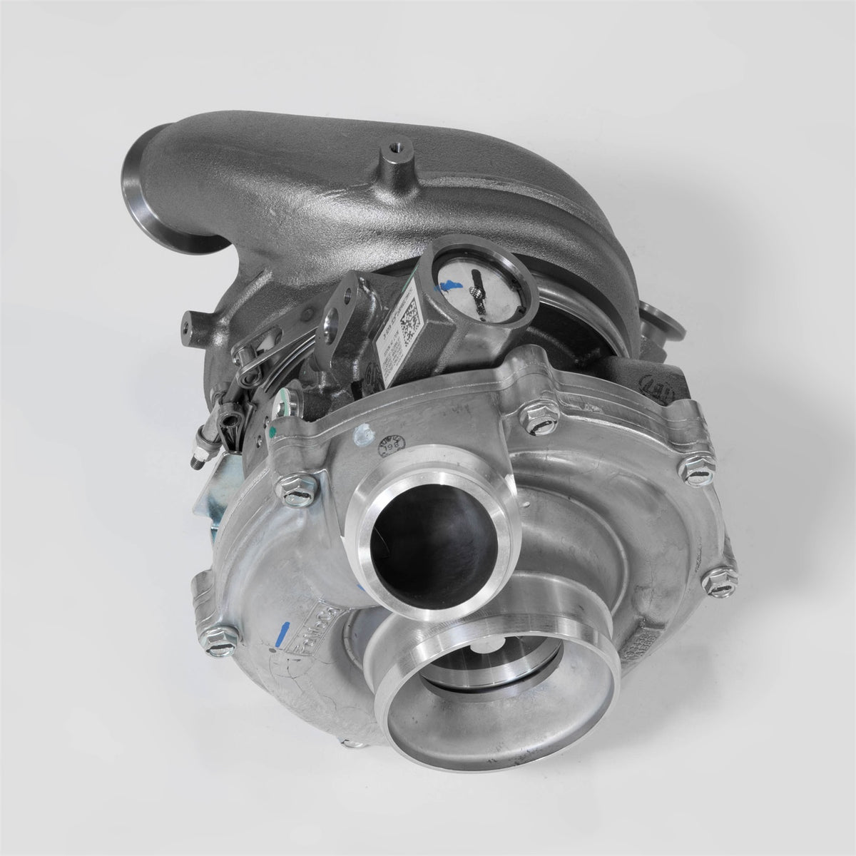 Ford Performance 2015-2016 6.7L Diesel Turbo Kit — additional view (FRPM-TURBO-67)