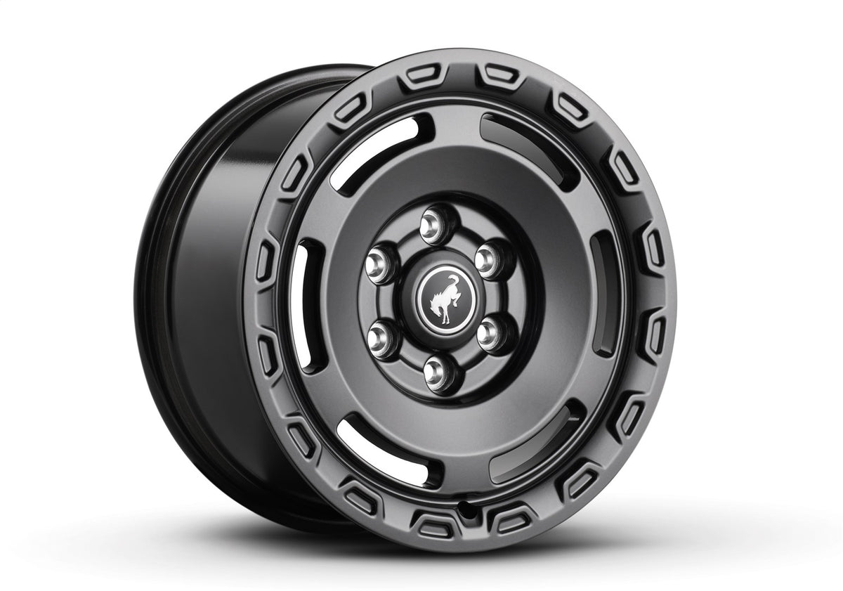 Ford Performance 2021-2024 Bronco Everglades Wheel Kit-Carbonized Gray — additional view (FRPM-1007K-P1785E)