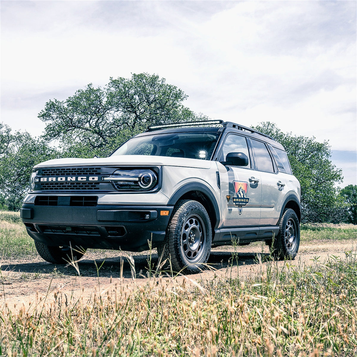 Ford Performance Ford Performance Parts By Rigid Bronco Sport Roof Off-Road Light Bar Kit — additional view (FRPM-15200K-CXR)