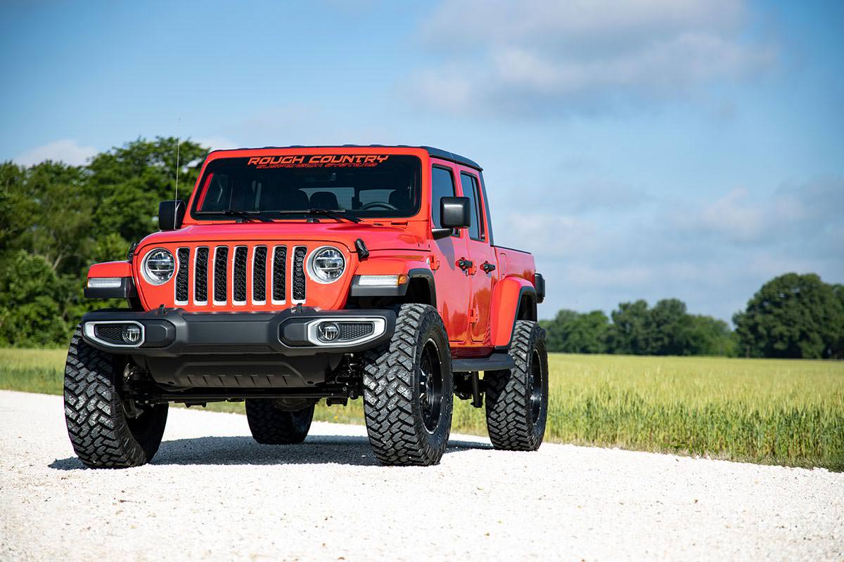 Rough Country - 3.5 Inch Lift Kit - No Shocks - Jeep Gladiator JT 4WD (2020-2023) - 60100 for 2020-2023 Jeep Gladiator - angl