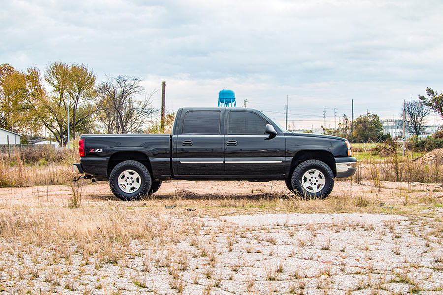 1.5-2 Inch Lift Kit | V2 | Chevy Silverado &amp; GMC Sierra 1500 4WD (1999-2006 &amp; Classic)