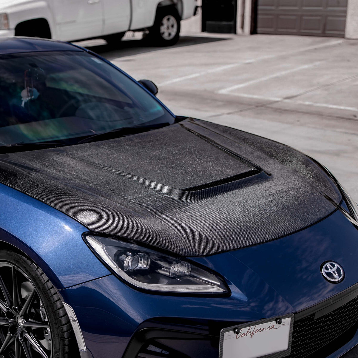 Seibon 22+ Toyota GR86 / Subaru BRZ VS-Style Carbon Fiber Hood - HD22TY86-VS