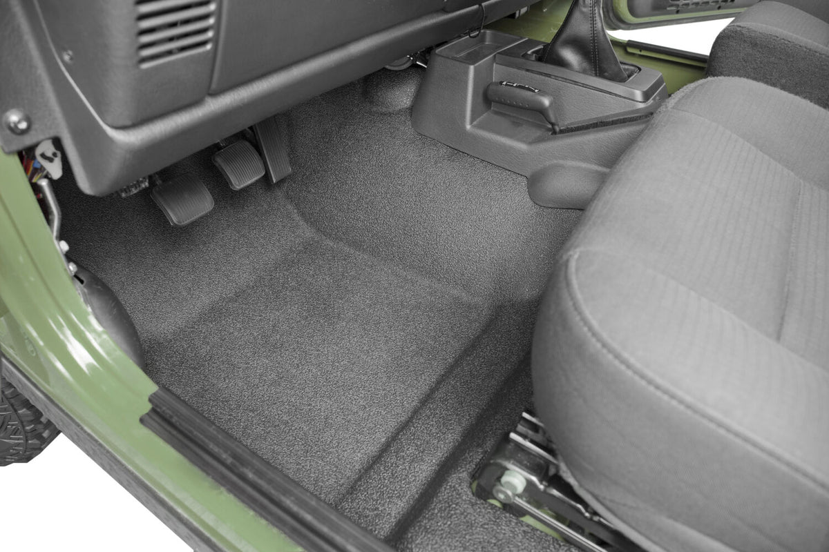 Husky Liners Jeep Liner for 97-06 Jeep Wrangler TJ / 04-06 LJ (w/Ctr Cnsl w/o Heat Shld)