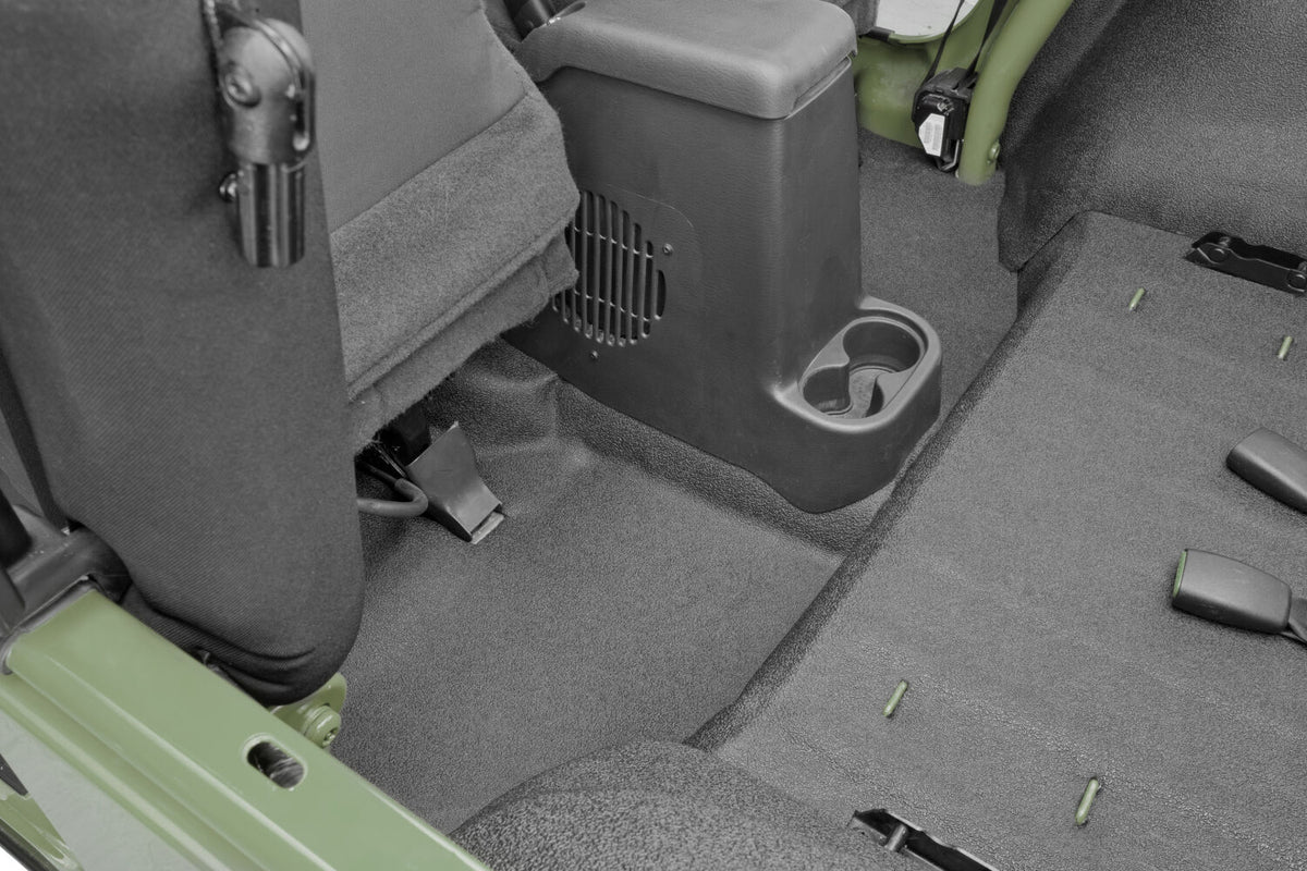 Husky Liners Jeep Liner for 97-06 Jeep Wrangler TJ / 04-06 LJ (w/Ctr Cnsl w/o Heat Shld)