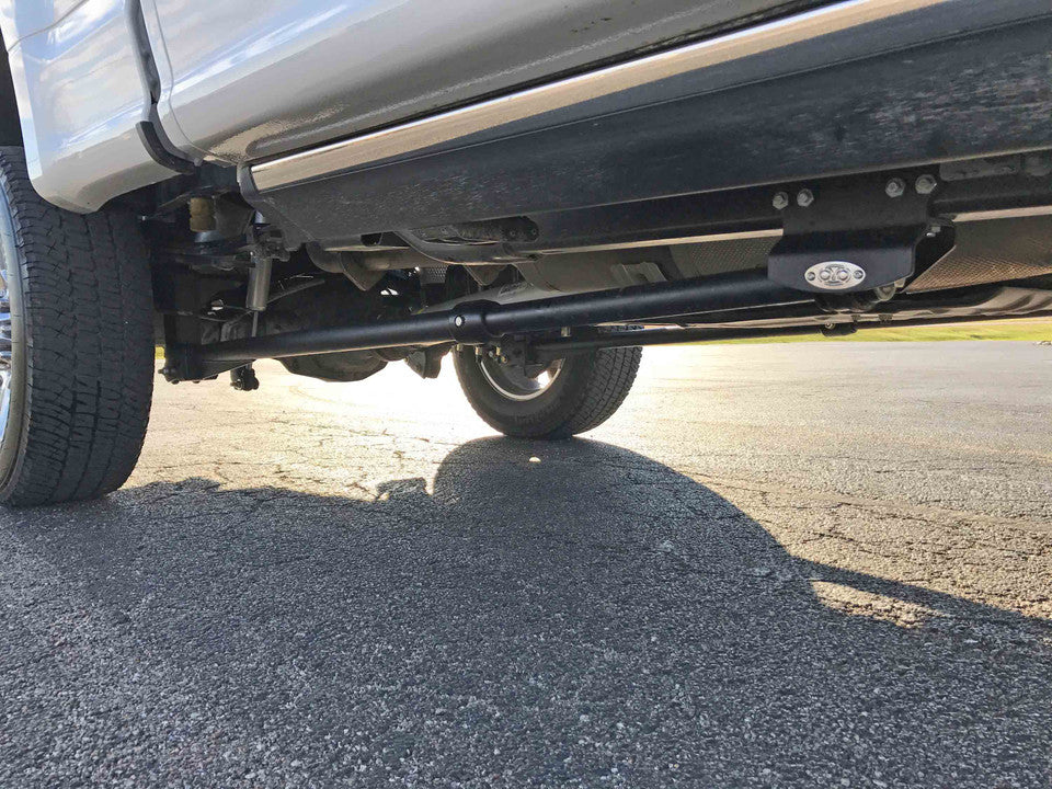 S&amp;B Under Frame Traction Bar Mount Kit - 101022