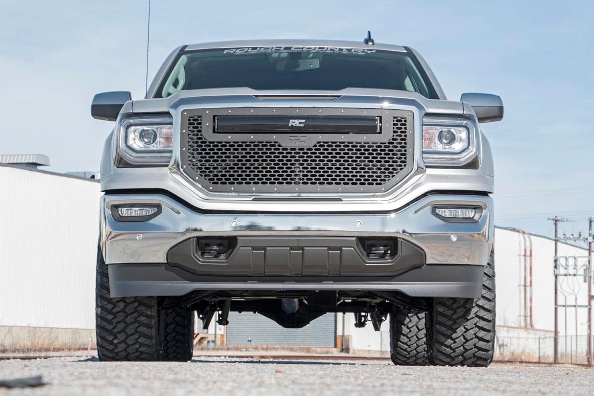 Rough Country - 3.5 Inch Lift Kit - Cast Steel LCA - Chevy/GMC 1500 (14-18 & Classic) - 12430 for 2014-2018 Chevrolet Silvera