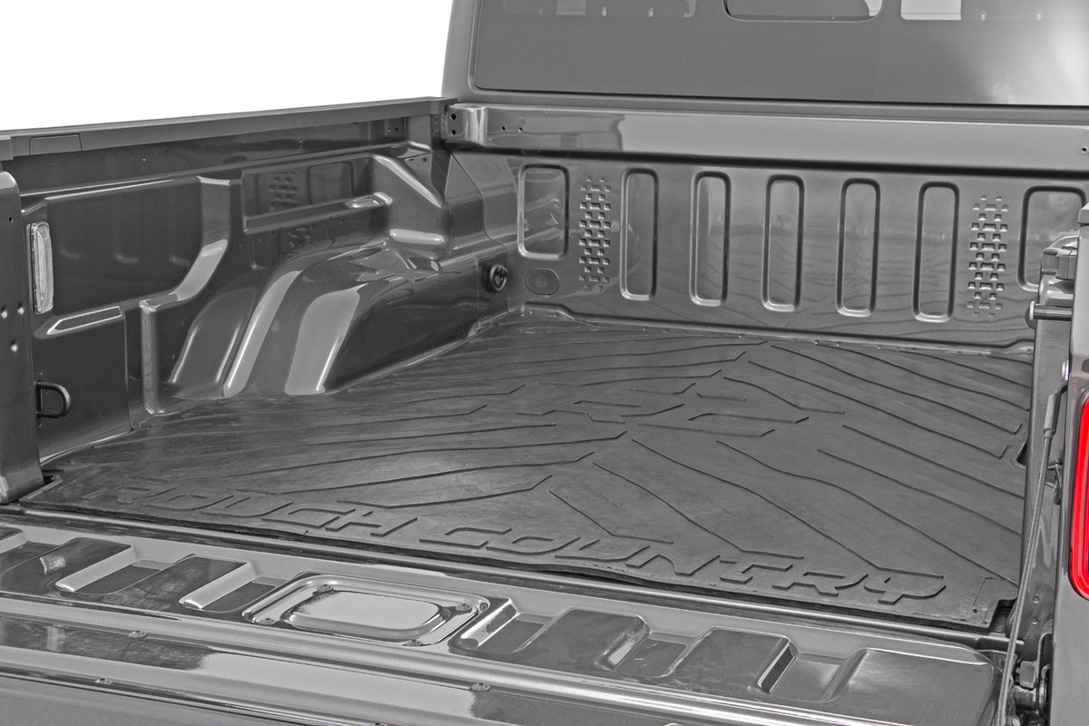 Bed Mat | 5&#39; Bed | RC Logo | Jeep Gladiator JT 4WD (2020-2024)