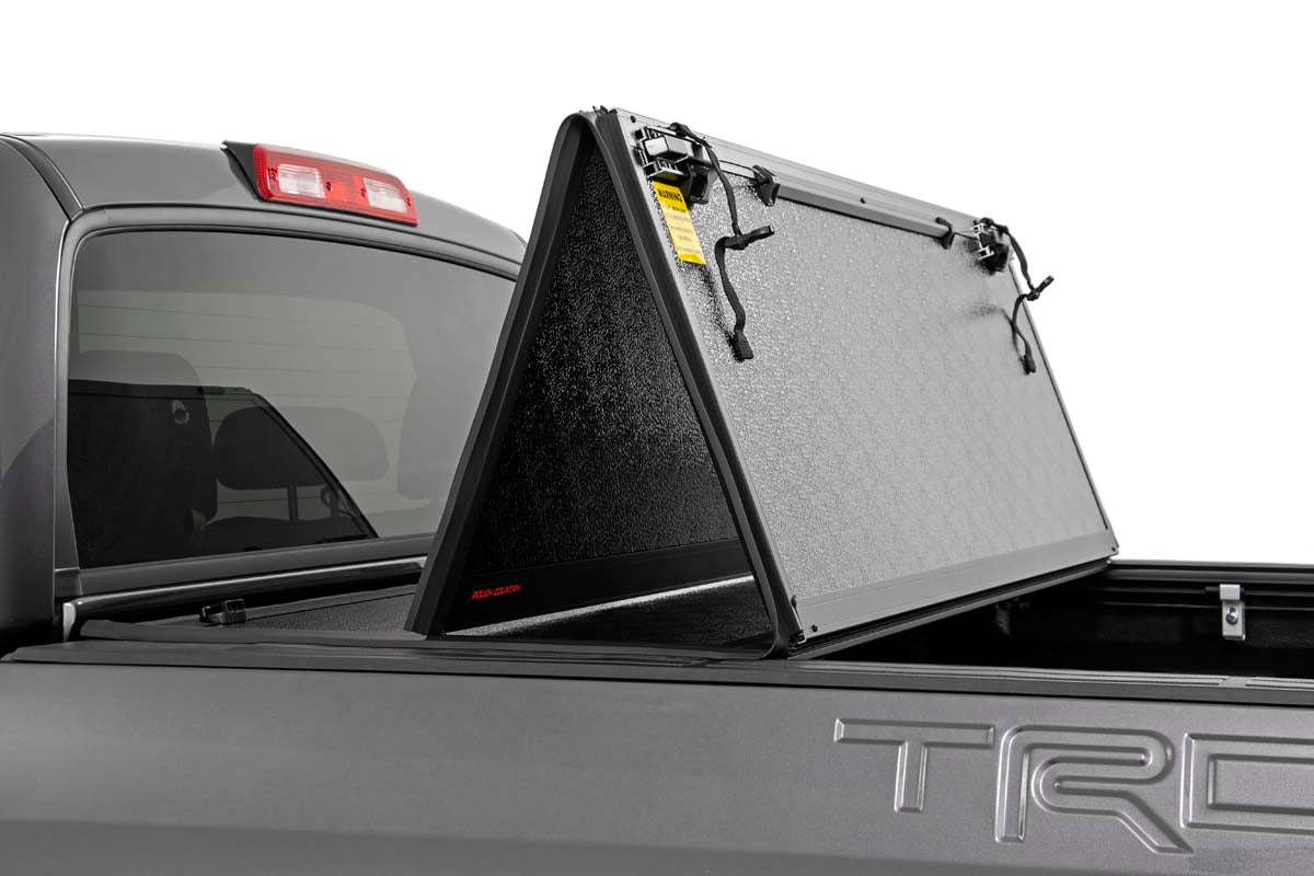 Hard Low Profile Bed Cover | 5&#39;7&quot; Bed | Toyota Tundra (07-21)