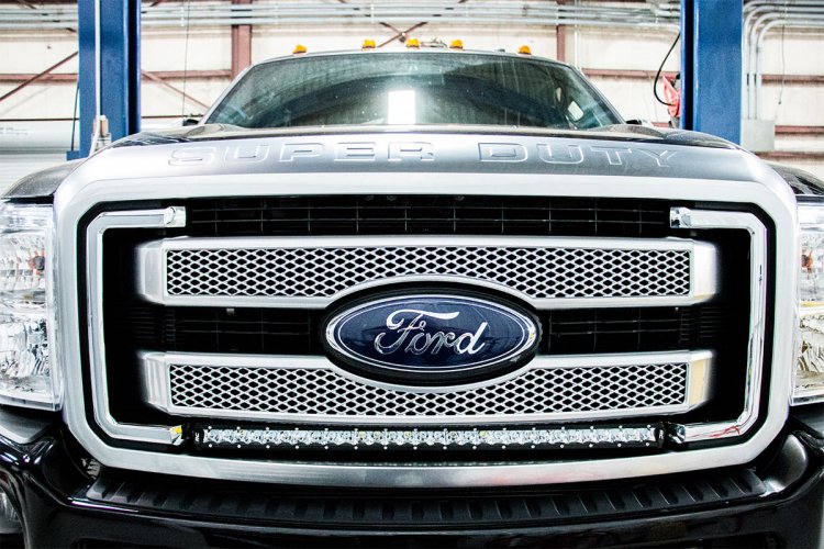 LED Light Kit | Grill Mount | 30&quot; Chrome Single Row | Ford F-250/F-350 Super Duty (11-16)