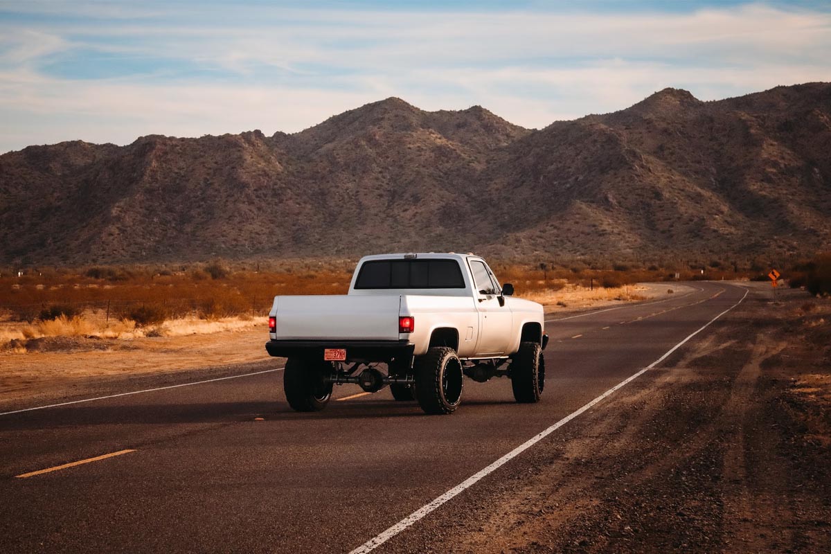 6 Inch Lift Kit | 52&quot; RR Springs | Chevy/GMC C10/K10 C15/K15 Truck/Half-Ton Suburban/Jimmy (77-91)
