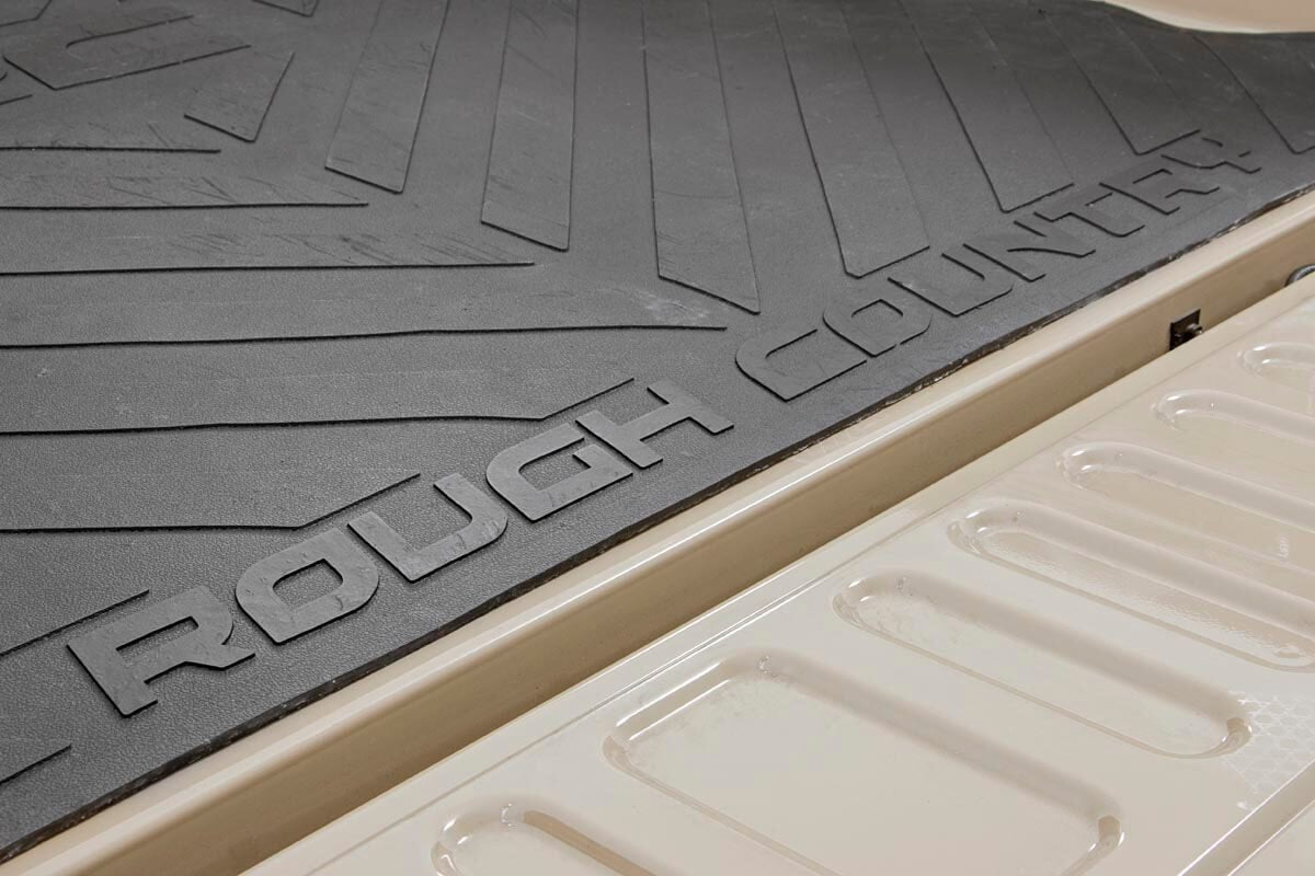 Bed Mat | 8&#39; Bed | RC Logo | Chevy/GMC 1500 2WD/4WD (19-24)