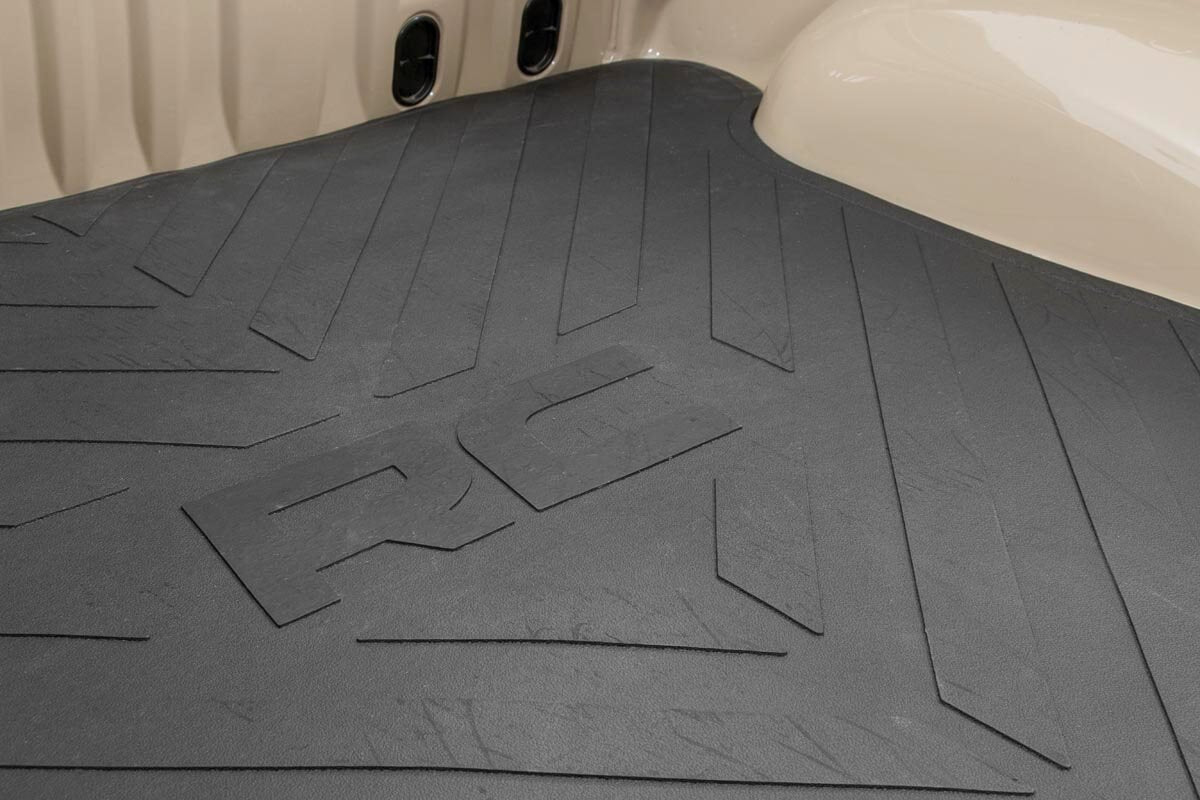 Bed Mat | 8&#39; Bed | RC Logo | Chevy/GMC 1500 2WD/4WD (19-24)