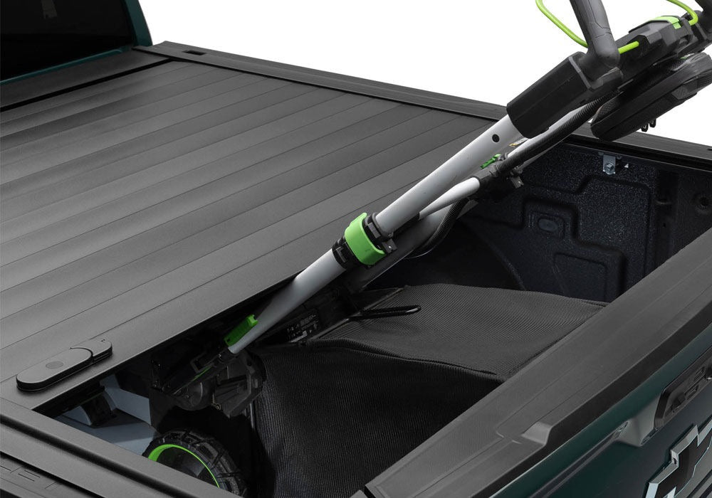 Retrax 14-up Chevy/GMC 6.5ft Bed / 15-up 2500/3500 (Wide RETRAX Rail) RetraxPRO MX - 80472RTX