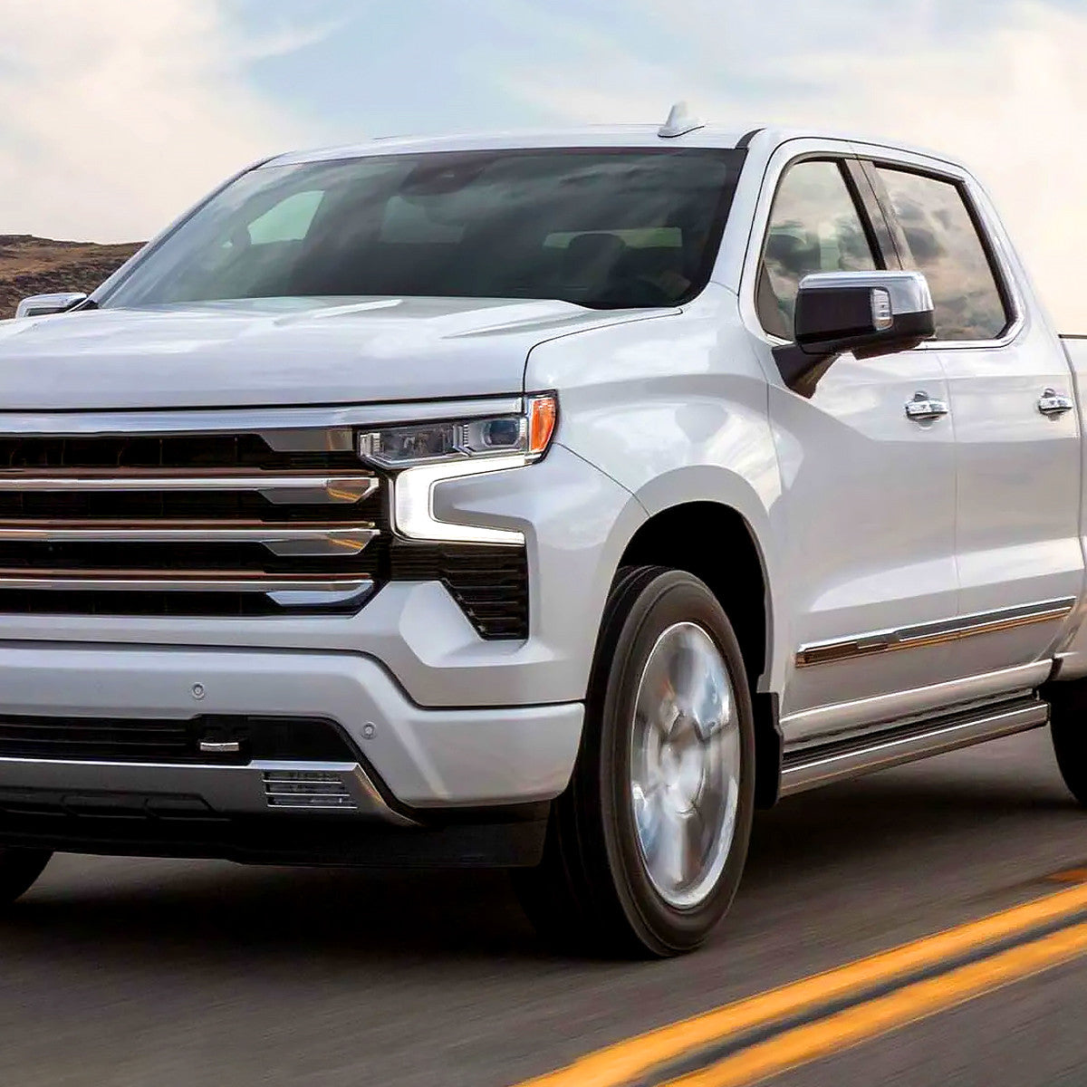 Spec-D Tuning - 2019-2026 Chevrolet Silverado 1500 Chrome Power Adjustable, Auto-Fold, BSD & Heated Side Mirror w/ LED Puddle and Turn Signal Light - Driver Side Only - RMV-SIV1915CHPATL-FS