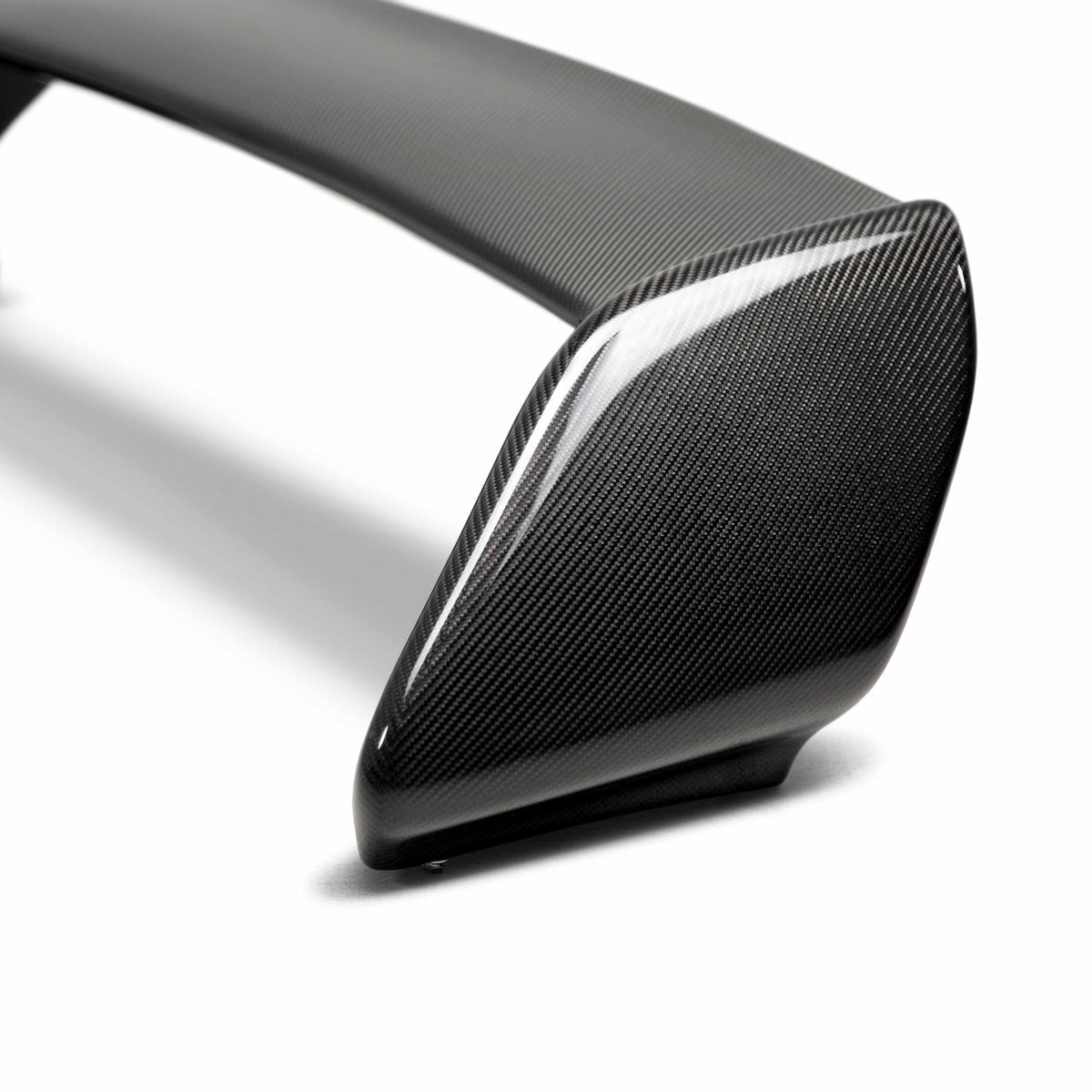 Seibon 98-01 Subaru Impreza RB Style Carbon Fiber Rear Spoiler - RS9801SBIMP-RB