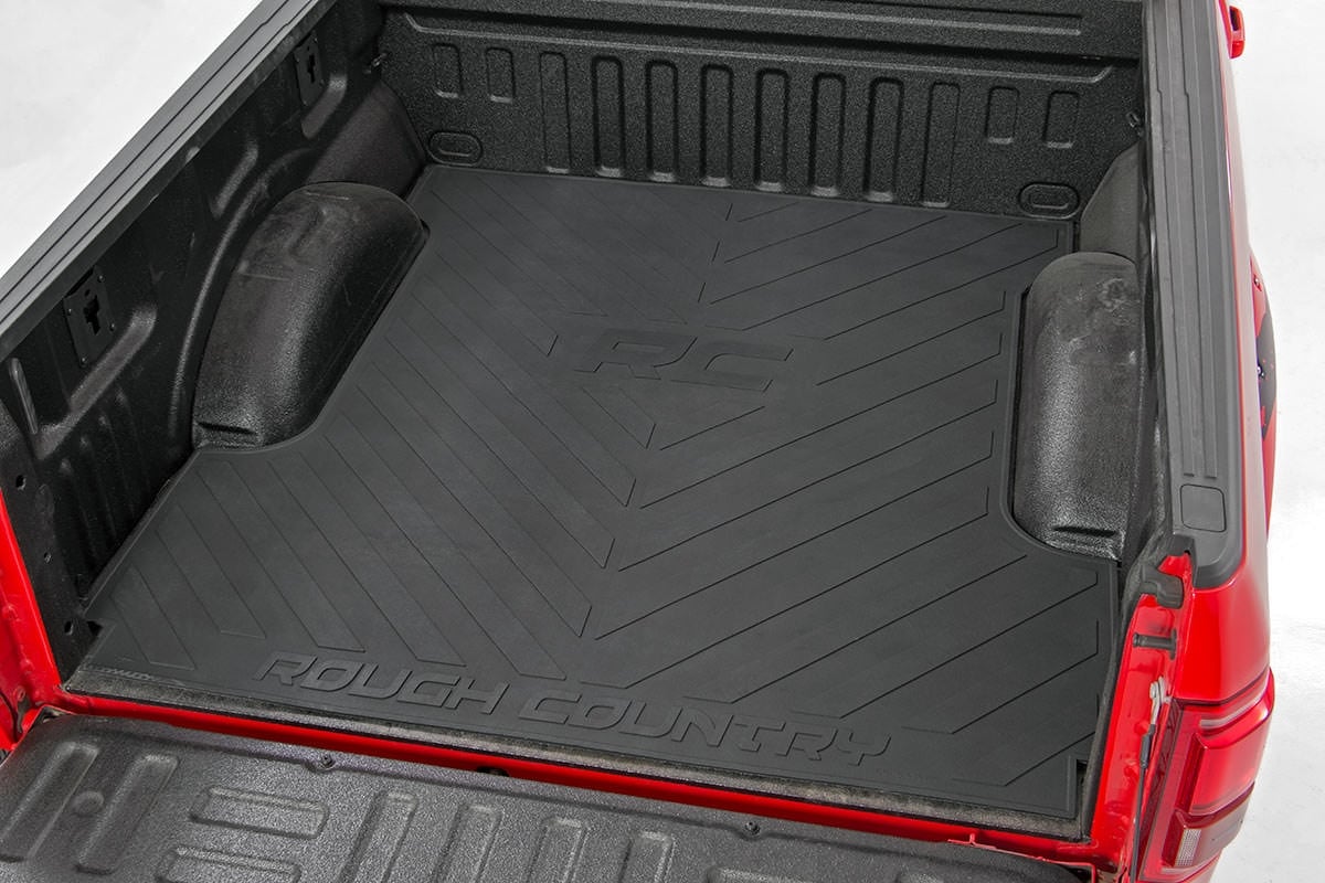 Bed Mat | 5&#39;9&quot; Bed | RC Logo | Chevy/GMC 1500/2500HD/3500HD (07-19 &amp; Classic)