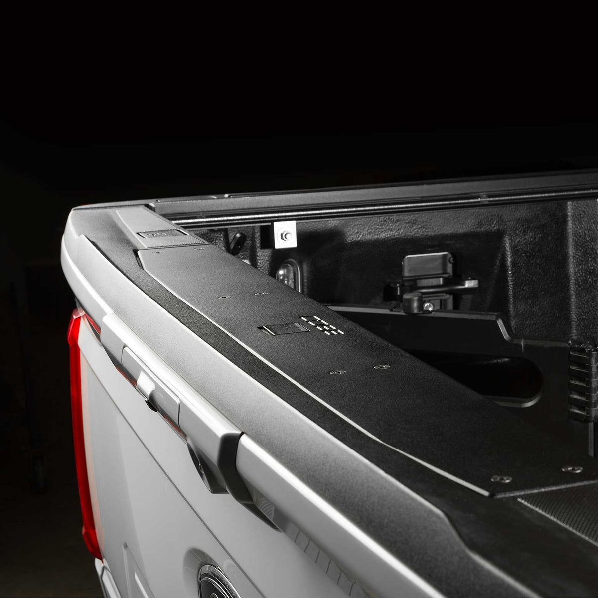 COBB Tailgate Step Cover for 2021+ Ford F-150 / Raptor - 8F1625